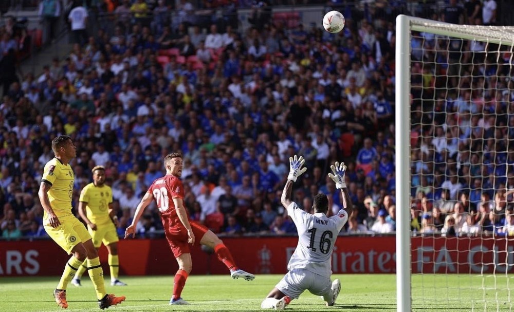 为何近期首发阵容稳定？瓜迪奥拉打趣：我不想再被媒体批评了